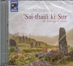 KHASI-CYMRU COLLECTIVE :  SAI-THAIN KI SUR - THE WEAVING OF VOICES  (NAXOS WORLD)

Mettendo insieme la musica del Galles e quella dei monti Khasi, gruppo montuoso del nordest dell'India, Sai-Thain Ki Sur - The Weaving of Voices  un disco meraviglioso ed unico nel suo genere, nato dalla collaborazione tra il cantautore gallese Gareth Bonello ed alcuni artisti della comunit indigena Khasi. Registrato nella citt di Shillong e nei villaggi intorno a Meghalaya, Sai-Thain Ki Sur - The Weaving of Voices propone canzoni popolari, poesie ed inni missionari degli anni tra il 1841 ed il 1969, ovvero del periodo in cui ebbe luogo l'insediamento gallese sui monti indiani Khasi. Il significato di Sai-Thain Ki Sur - The Weaving of Voices  ben spiegato dalle parole di Gareth Bonello: Prendendoci il tempo per dialogare e ascoltarci l'un l'altro, acquisiamo una comprensione pi profonda delle nostre storie condivise. Quando la collaborazione tra le culture  fatta con cura e pazienza, pu aiutare a plasmare un futuro pi positivo per tutti noi. Quindi, ascoltiamo le voci gli uni degli altri e creiamo qualcosa di bello. L'album  dotato di un prezioso libretto contente interessanti informazioni sugli artisti e sulle rispettive culture di appartenenza.