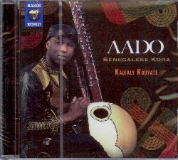 KOUYATE KADIALY :  AADO - SENEGALESE KORA  (NAXOS WORLD)

L'incredibile abilit di Kadialy Kouyate alla kora proviene dalla sua lunga storia familiare di griot. Attingendo dal patrimonio culturale della sua terra, Kadialy utilizza l'arte della narrazione tradizionale e la kora a 21 corde per creare composizioni edificanti che sono un interessante mix di tradizione ed innovazione. Nella societ senegalese, il termine aado indica costumi e valori morali: le incantevoli canzoni composte da Kadialy Kouyate per il suo ultimo disco intitolato Aado - Senegalese Kora, toccano questi principi e sono una bella riflessione sulla cultura mandinka.