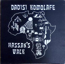 KOMOLAFE DADISI :  HASSAN'S WALK  (PURE PLEASURE)

Pubblicato nel 1983 dalla famosa Nimbus West Records, Hassan's Walk  il frutto del lavoro artistico di un gruppo jazz californiano composto da Dadisi Komolafe (sax alto, flauto), Rickey Kelly (vibrafono), Eric Tillman (pianoforte), Roberto Miranda (basso) e Sunship Theus (batteria). Il disco, nonostante la data di pubblicazione,  un suggestivo viaggio a ritroso tra la fine degli anni '60 e l'inizio degli anni '70, nei regni spirituali di grandi come John Coltrane, Pharoah Sanders, John McLaughlin e Miles Davis. Solo alcune sonorit contemporanee del basso e delle tastiere suggeriscono che questo disco  pi recente di quanto non sembri ascoltandolo. Il programma comprende due cover: una versione di See No Evil di Wayne Shorter, considerata da molti addetti ai lavori il brano pi interessante dell'album, vivacizzato dalla effervescenti percussioni di Sunship e una splendida rivisitazione di 'Round Midnight di Thelonious Monk. Composto da Komolafe, il brano che d il titolo al progetto  impreziosito dagli straordinari assoli del pianoforte di Tillman e dell'incontenibile vibrafono di Kelly, mentre il tradizionale Calvary viene presentato in un arrangiamento veramente impressionante che sfocia in un irresistibile crescendo, con il sax di Komolafe che urla disperatamente, quasi cercasse aria pura da respirare, prima di trovare riposo nelle scintillanti note di Kelly. A distanza di quasi quarant'anni dalla sua uscita, Hassan's Walk resiste alla prova del tempo e rivela di essere una di quelle gemme che arricchiscono la mente con un flusso di magia sempre pulsante.