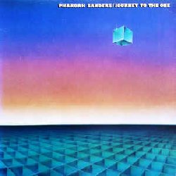 SANDERS PHAROAH :  JOURNEY TO THE ONE  (PURE PLEASURE)

Nel 1980, quando Journey to the One  stato originariamente pubblicato, Pharoah Sanders era una cosa sola con il suo sax tenore. Gli anni trascorsi da Sanders al fianco del maestro John Coltrane sono stati fondamentali per lo sviluppo del suo stile e hanno determinato la sua voglia di esplorare tutte le possibilit del sax. Journey to the One si apre con Greetings to Idris, tributo di Sanders al batterista Idris Muhammad, caratterizzato da una struttura tradizionale in cui per c' anche spazio per l'improvvisazione. Naturalmente il sax di Sanders  lo strumento principale del disco ma, da sempre interessato come Trane a strumenti di altre culture, in Kazuko (Peace Child) Sanders ha previsto la presenza del koto, strumento a corde giapponese molto armonico, di campanelle a vento e armonium, perfetti per affiancare le sonorit morbide e ricche del sax tenore e creare un'atmosfera meditativa. La maggior parte della musica  composta e arrangiata da Sanders, ma c' anche una composizione di John Coltrane, After The Rain, che viene interpretata da Sanders con lo stile del suo maestro in modo cos perfetto da rendere difficile, anche per l'ascoltatore pi esigente, distinguere la versione originale da quella di Sanders. Si tratta di un duetto blues con solo sax e pianoforte dalle melodie semplici e inquietanti che non si vorrebbe pi smettere di ascoltare. Easy To Remember di Lorenz Hart e Richard Rogers,  uno standard superbo, registrato anche da Coltrane, con un leggero swing costruito attorno a un quartetto classico  composto da batteria, basso, pianoforte e sax. In Soledad Sanders incorpora l'uso di altri strumenti estranei al jazz, tabla e sitar e il risultato  un brano geniale che fonde Oriente e Occidente. In You've Got to Have Freedom Sanders si esibisce in alcuni straordinari assoli, ma senza lasciare mai la struttura del gruppo che prevede anche un ritornello cantato in stile Manhattan Transfer. L'uso della voce  ripetuto nella traccia intitolata Think About The One e in questo caso si tratta del cantante Bobby McFerrin. La traccia di chiusura Bedria  una dolce esplorazione delle varie gamme del sax tenore, un brano di dieci minuti che mostra tutta la grazia di Sanders, un gigante gentile che sa manipolare il suo strumento per fare cose straordinarie. Journey to the One  un disco imperdibile che mostra diversi lati di Pharoah Sanders, un artista sempre pronto ad esplorare la musica, ma anche a sviscerare i meandri della propria anima per condividerli con il pubblico.