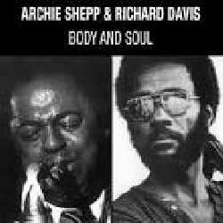 SHEPP ARCHIE & DAVID RICHARD :  BODY AND SOUL  (PURE PLEASURE)

Registrato al Club Cantare di Boston il primo ottobre del 1989, Body and Soul dimostra il profondo sentimento blues e la padronanza tecnica che Archie Shepp possiede quando suona il suo sassofono tenore. Composto da quattro standard, Things Ain't What They Used to Be (Mercer Ellington, Ted Persons), Body and Soul (John Green, Frank Eyton, Edward Heyman, Robert Sour) Pannonica (Thelonious Monk) e 'Round About Midnight (Thelonious Monk), il set  uno dei pi avvincenti che Shepp abbia mai registrato e questo anche grazie al suo compagno di avventura. Richard Davis suona il suo basso in modo fluido, con uno stile imponente e un tono rotondo che forniscono a Shepp la possibilit di librarsi sulla musica e regalare all'ascoltatore emozioni davvero uniche.