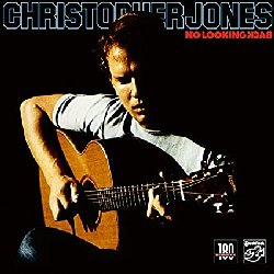 JONES CHRIS :  NO LOOKING BACK  (STOCKFISCH)

Racconta Guenter Pauler dell'etichetta Stockfisch: Nel 1982, un chitarrista di 24 anni di nome Chris Jones venne nel nostro studio a Northeim per registrare 10 canzoni per il suo primo album su un registratore a nastro da 2 pollici ed un mixer. Cos� inizi� la meravigliosa collaborazione creativa tra Stockfisch Records e l'ingegnoso chitarrista Chris Jones. Quando il disco di Jones Moonstruck � stato prodotto dalla Stockfisch nell'inverno tra il '99 ed il 2000, l'etichetta decise di aggiungere come bonus cd, l'album No Looking Back che era ormai fuori catalogo. In occasione dell'uscita del progetto Chris Jnes scrisse: Il mio primo Lp No Looking Back � incluso nella sua rimasterizzazione digitale del 1982: le canzoni sono ancora intime (forse anche di pi�, ho vissuto ed imparato molto in questi 17 anni) e la musica significa per me tanto adesso quanto allora.