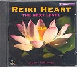 GROLLO / CAPITANATA :  REIKI HEART - THE NEXT LEVEL  (OREADE)

Follow up del fortunato Reiki Heart che ha accompagnato tanti appassionati nella pratica di questa seguitissima disciplina giapponese, Reiki Heart - The Next Level  l'album ideale per continuare il favoloso viaggio nel regno del benessere. La maestria di Alberto Grollo e Rino Capitanata si  fatta energia per portare la pace ed il benessere ad uno stadio pi elevato, al fine di aiutare l'ascoltatore a raggiungere un equilibrio psico-fisico che contribuisca alla sua serenit interiore. L'album offre una singola traccia estesa, The Heart Opens, in cui le delicate melodie di tastiere, organo, chitarra acustica ed elettrica, flauti e sintetizzatore si mescolano armoniosamente a dolci suoni della natura. Per aiutare i principianti della displina del reiki, Grollo e Capitanata hanno inserito un campanellino ogni tre minuti che permette anche ai meno esperti di concentrarsi esclusivamente sulla musica senza bisogno di pensare al tempo che passa (la pratica terapeutica del reiki prevede infatti di cambiare la posizioni delle mani sul corpo del paziente ogni 3 minuti). Reiki Heart - The Next Level  un album appositamente creato per accompagnare sessioni di reiki, ma grazie alla soavit delle sue melodie,  anche la colonna sonora ideale per accompagnare un massaggio o per creare un'atmosfera rilassante a casa propria.