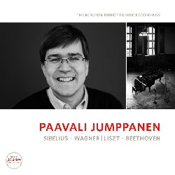 JUMPPANEN PAAVALI :  PIANO RECITAL  (BERLINER MEISTER)

Il versatile pianista finlandese Paavali Jumppanen si  fatto conoscere e apprezzare sia come solista che come interprete di musica da camera. Il repertorio del maestro comprende la letteratura pianistica classica da Johann Sebastian Bach (1685-1750) alle avanguardie. Negli ultimi anni ha eseguito tutte le sonate per pianoforte di Ludwig van Beethoven in diversi cicli di concerti. La tracklist di Piano Recital  stata scelta da Jumppanen con grande attenzione e comprende opere di Jean Sibelius (1865-1957), Richard Wagner (1813-1883) e Ludwig van Beethoven (1770-1827). Piano Recital  la prima registrazione direct to disc del maestro finlandese ed  stata realizzata nella sala principale degli Emil Berliner Studios. Le registrazioni di questo tipo sono il risultato di unintensa preparazione e di tante ore di prove da parte degli artisti coinvolti e ovviamente anche degli ingegneri del suono. La registrazione  completamente analogica e viene incisa direttamente sulla matrice, senza passaggio su nastro (n tantomeno digitale): ogni disco  quindi una copia originale di quella registrazione.