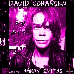 JOHANSEN DAVID :  DAVID JOHANSEN AND THE HARRY SMITHS (ONE-STEP)  (EVOLUTION MUSIC)

Pubblicato nel 2000 dalla rinomata etichetta Chesky Records, �David Johansen and The Harry Smiths�, progetto folk-blues del leggendario ex cantante degli influenti New York Dolls, � un album unico, ispirato alla scena folk che si svilupp� nei club di New York alla fine degli anni �90. Influenzato dalla ristampa del 1997 di �Anthology Of American Folk Music�, una compilation di registrazioni country e blues degli anni �20 e �30 del musicologo Harry Everett Smith, Johansen chiam� la sua band The Harry Smiths e registr� brani tratti dall�antologia o ad essa ispirati, suonandoli dal vivo. La band The Harry Smiths comprendeva il compagno di lunga data di Johansen, Brian Koonin, alla chitarra e al mandolino, e Larry Saltzman, anch�egli alla chitarra e al banjo. La sezione ritmica, composta da Kermit Driscoll e Joey Baron, ha suonato per molti anni con il chitarrista jazz Bill Frisell. Con il suo quartetto, Johansen esplora le origini del folklore americano suonando blues scritti da Lightnin� Hopkins, Sonny Boy Williamson e Mississippi John Hurt, ma anche interpretando brani tradizionali come �Poor Boy Blues� e �Oh Death�. Con la sua voce inconfondibile, Johansen rimane fedele all�originale, ma come arrangiatore si concede a volte una piccola deviazione verso il rock. �David Johansen And The Harry Smiths� � un gioiello unico nel catalogo Chesky Records, Evolution Music � lieta di proporne un�eccellente ristampa in versione One Step ottenuta dai master originali, incisa a 33 giri e stampata su vinile da 180 gr. di altissima qualit�. Questa edizione � stata pubblicata esclusivamente in occasione del Record Store Day ed � limitata a 2.500 copie.