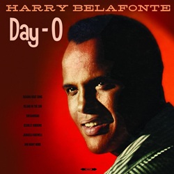 BELAFONTE HARRY :  DAY-O  (BELLEVUE)

Day-O, album del 2018 di Harry Belafonte,  una vibrante raccolta di alcune delle canzoni pi amate del leggendario artista. Spaziando tra calypso, folk e world music, il disco, proposto da Bellevue Entertainment in formato vinile 180 gr., ha una ricchissima tracklist fatta di brani che mettono in risalto la voce fluida e linterpretazione carismatica di Belafonte. Tra i brani pi significativi troviamo lintramontabile Banana Boat Song che divenne un successo internazionale e un pezzo simbolo di Belafonte, oltre ad altri classici come Matilda, Island In The Sun e Jamaica Farewell. Day-O include anche il pezzo soul Scarlet Ribbons e il brano folk tradizionale Shenandoah. Non manca il fascino discreto di Im Just a Country Boy e neanche i ritmi gioiosi che invitano al ballo di Angelina e Mama Look a Boo Boo. Ci sono anche Coconut Woman, Jump Down, Spin Around, Darlin Cora, Haiti Cherie e Michael Row The Boat Ashore, brani che dimostrano ancora una volta la capacit di Belafonte di raccontare storie attraverso le canzoni. Day-O  una splendida raccolta che non solo cattura lessenza dellarte di Harry Belafonte, ma  anche una testimonianza della sua influenza duratura sulla musica e sulla cultura contemporanea.