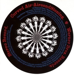 CURVED AIR :  AIRCONDITIONING  (REISSUED SOUNDS)

Ristampa in vinile 180 gr. di �Airconditioning� della pionieristica band britannica Curved Air, un album rivoluzionario che ha fuso il progressive rock con influenze classiche ed elettroniche. Pubblicato originariamente nel 1970, �Airconditioning� � stato uno dei primi album rock a essere pubblicato in formato picture disc e ha catturato l�attenzione degli ascoltatori con il suo suono innovativo e il suo approccio che sfidava i generi. Guidati dalla voce accattivante di Sonja Kristina, i Curved Air erano composti da Francis Monkman alle tastiere e alla chitarra, Darryl Way al violino elettrico e Florian Pilkington-Miksa alla batteria, ognuno dei quali ha apportato una voce musicale distinta all�album. Brani come �It Happened Today� e �Vivaldi� mettono in mostra la maestria tecnica e la visione artistica della band, fondendo l�energia del rock con la complessit� della musica classica. Questa ristampa in vinile offre ai fan, vecchi e nuovi, l�opportunit� di ascoltare �Airconditioning� con un suono analogico ricco e nitido, rendendo giustizia a un album che � una pietra miliare della storia del rock progressivo.