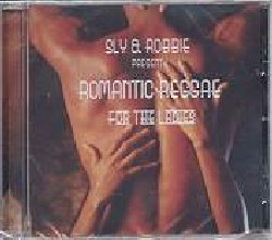 SLY & ROBBIE :  ROMANTIC REGGAE FOR LADIES  (NOCTURNE)

Dopo i decenni di successo nella veste della miglior sezione ritmica (basso e batteria) sul pianeta, i due pi famosi producer dell'attuale scena reggae, Sly Dunbar e Robbie Shakespeare presentano il loro nuovo gioiello Romantic Reggae for the Ladies, un album 'one riddim', che presenta cio un unico ritmo reso diverso da ciascuna delle interpetazioni dei partecipanti, con alcuni dei principali sing-jay jamaicani: Pinchers, Georges Nooks, Al Campbell. Un vero gioiello di lovers' rock che ti fa sentire in Jamaica, vicino alla tua signora, ad assaporarti il pi variopinto dei tramonti. Con Anthony Haughton, Patriot, Lupa & Guidance, George Nooks, Nardo Ranks, Clarence Sparks, Massapan, Muziah, Trivia, Al Campbell, Skinny, Lotto, Lupa.